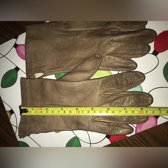 Vintage Silk Lined Leather Gloves Made in Italy - Womens - Picture 4 of 5